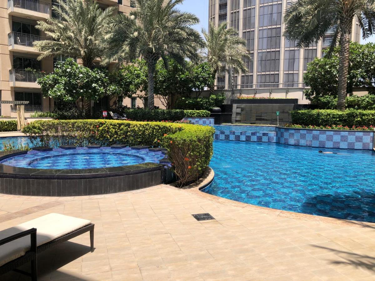 Ultimate Stay / 4 Beds / Burj Khalifa View Dubai Eksteriør billede