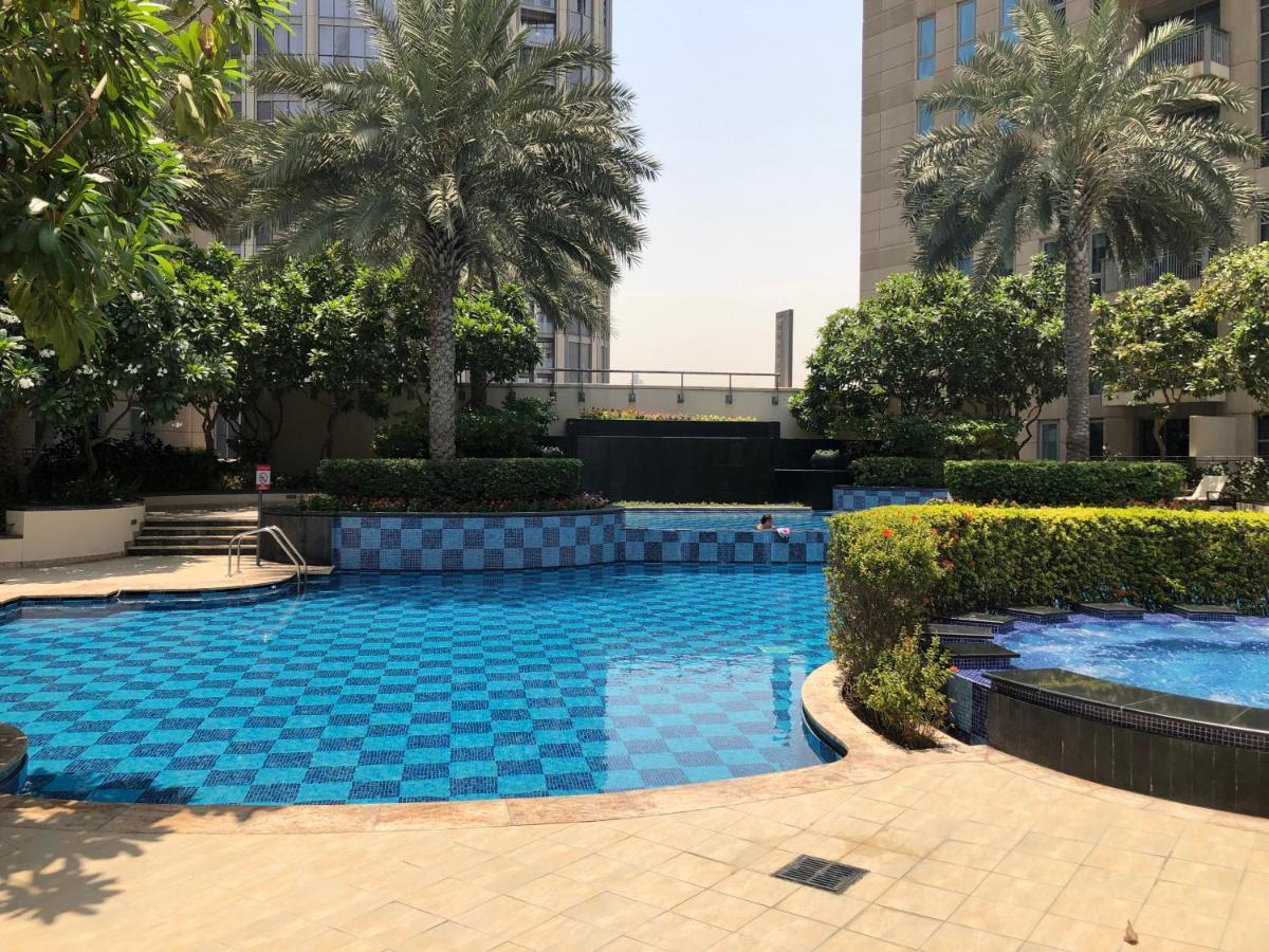 Ultimate Stay / 4 Beds / Burj Khalifa View Dubai Eksteriør billede